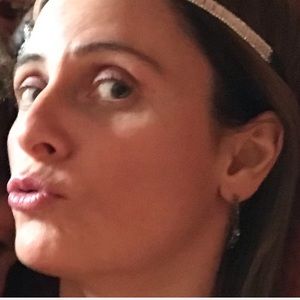 Offers are welcome! Meet your Posher ! Abracadabra